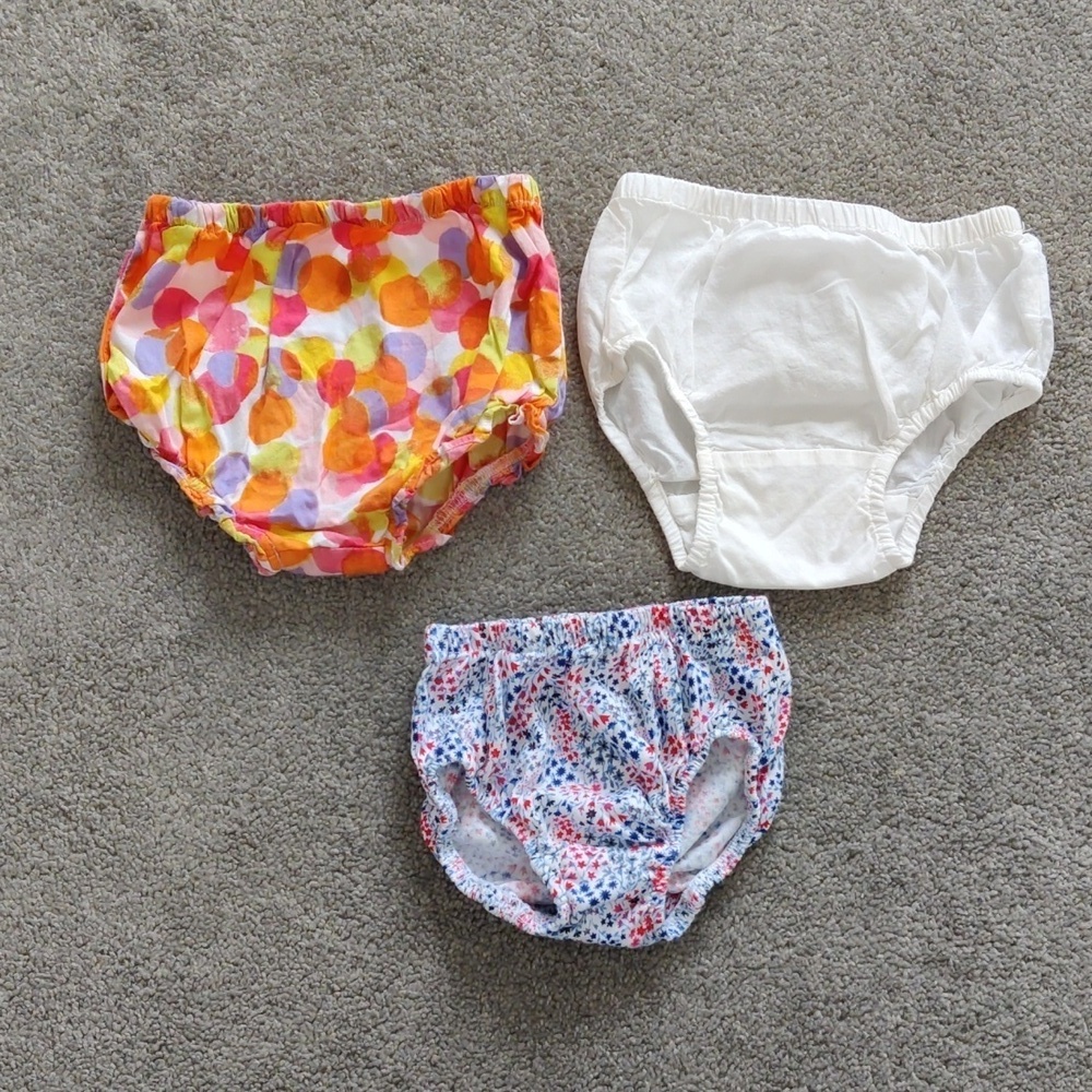 Baby Gap George Joe Fresh Baby Girl 6-12 Months Boomers Diaper Shorts Cotton